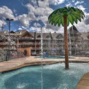 Crossroads Inn  Suites Gatlinburg