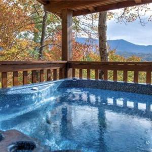 Enchanted View Lodge 3 Bedrooms Sleeps 10 Pool Access mountain View
