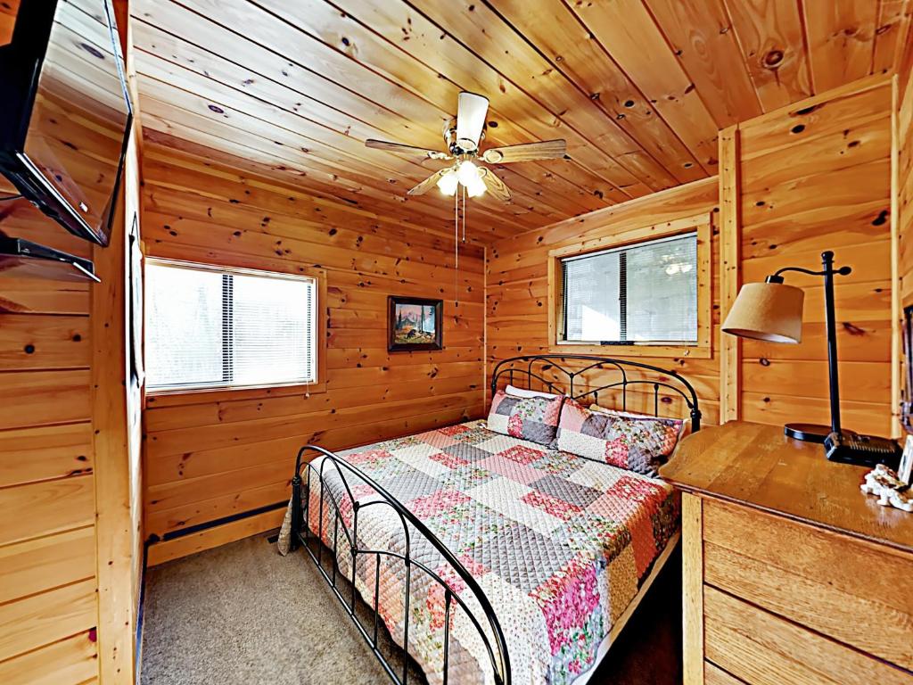 Chalet Cabin Cabin - image 3