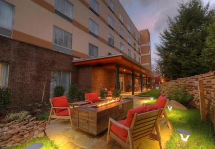 Fairfield Inn & Suites by Marriott Gatlinburg Downtown - image 12
