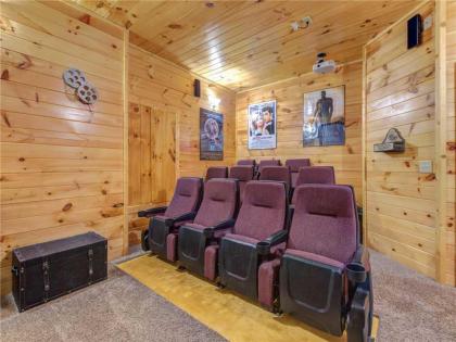 Bear's Eye View 4 Bedrooms Sleeps 14 Home Theater Gaming Hot Tub - image 18