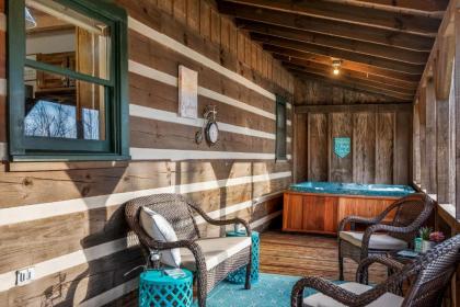 Smoky Mountain Dream Cabin - image 6