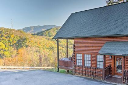 Expansive Cabin in Gatlinburg with Luxury Amenities! - image 11