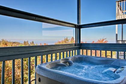 Charming Gatlinburg Chalet with Pool Access and Hot Tub - image 12