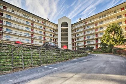 Ideally Located Downtown Gatlinburg Condo with Patio - image 11