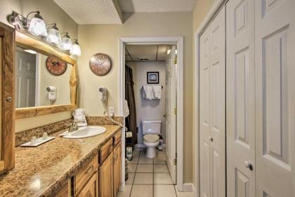 Ideally Located Downtown Gatlinburg Condo with Patio - image 15