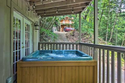 Cottage with Hot Tub and Rustic Charm 2 Mi to Downtown - image 19