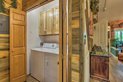 Eclectic Cabin with Hot Tub Less Than 1Mi to Ober Gatlinburg - image 5