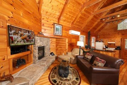 The Cuddle Hut cabin - image 19