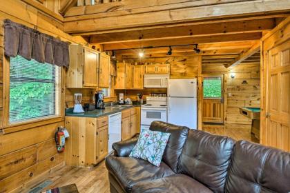 A Walk in the Park - Gatlinburg Cabin with Hot Tub - image 19
