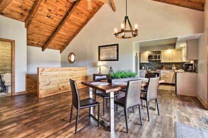 Luxury Cabin with Sweeping Smoky Mountain Views! - image 7