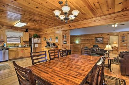 Gatlinburg High End Cabin: Hot Tub Pool Table and More! - image 12