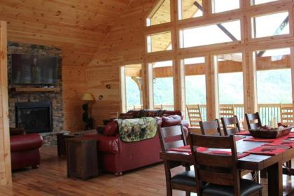 Mountain Haven - Relax & enjoy AMAZING 180 Degree Views of Mt LeConte - image 15