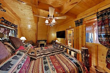 Bear Mountain Retreat - Big Views Spa Game Room home - image 10