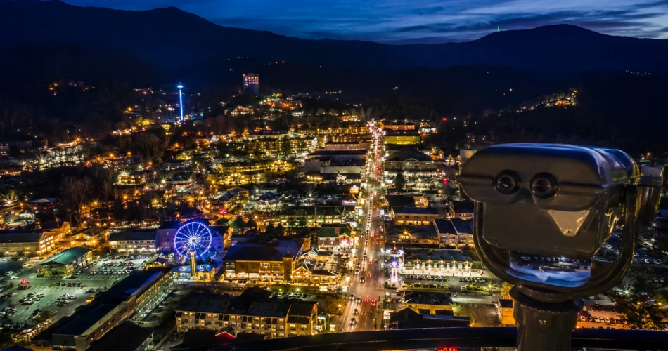 Best Things to Do in Gatlinburg at Night