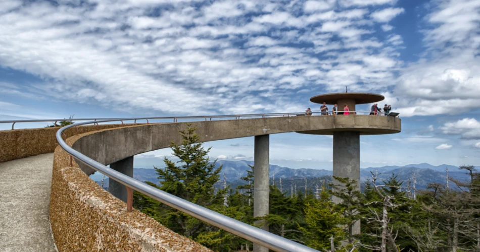 Beautiful Scenic Drives Near Gatlinburg Worth the Trip