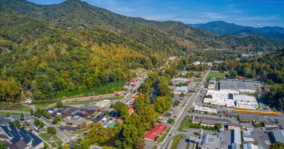 Small Mountain Towns Worth Visiting Near Gatlinburg