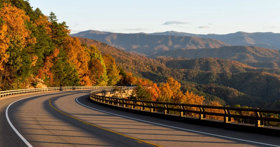Walking Downtown Gatlinburg: Stops Worth Your Time