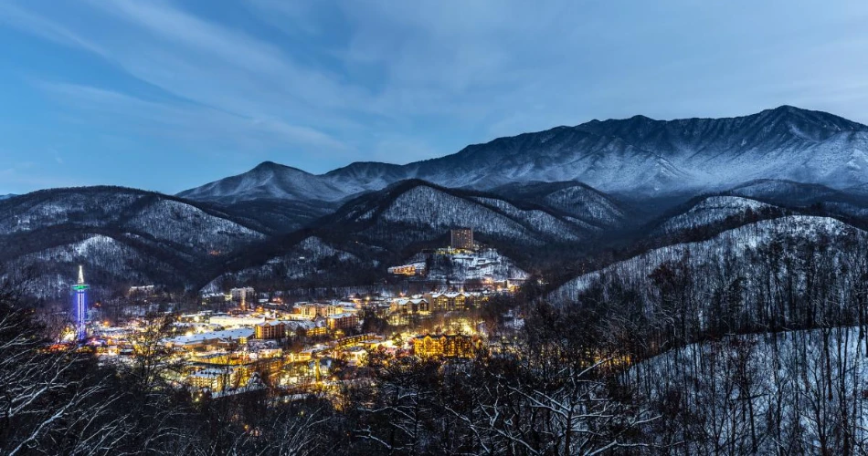 Best Picnic Spots in Gatlinburg for Families and Couples