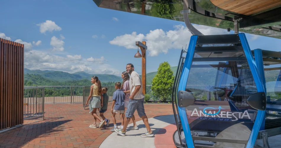 Best Places to See Mountain Views in Gatlinburg