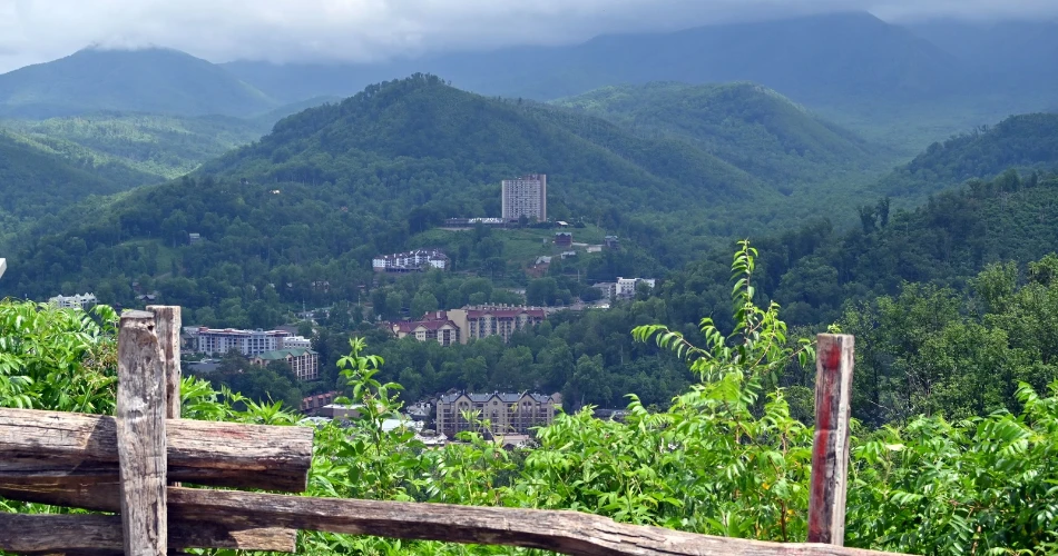 Best Places to See Mountain Views in Gatlinburg