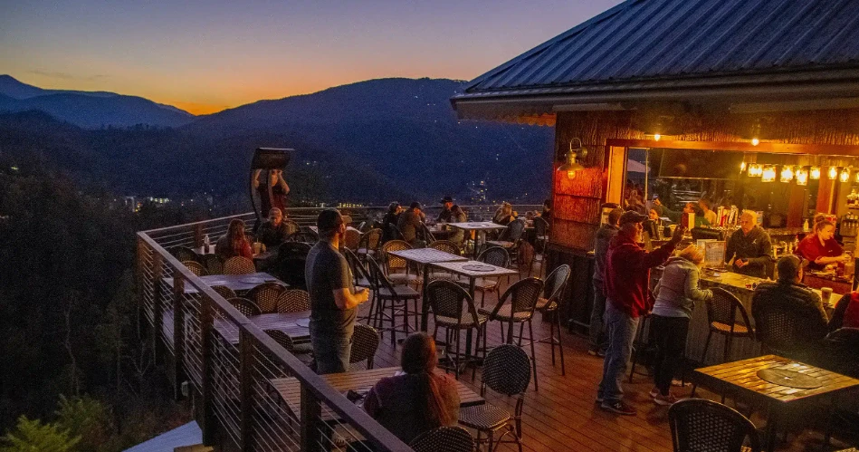 How to Spend a Fun Night in Gatlinburg