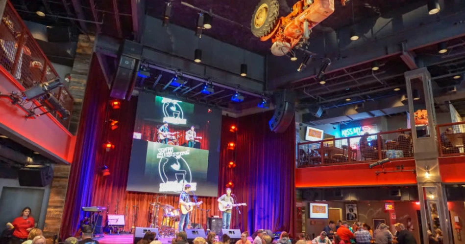 How to Spend a Fun Night in Gatlinburg