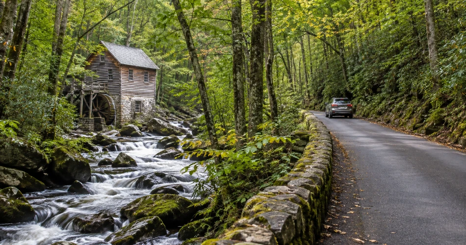 The Gatlinburg Places That Make You Want to Stay Longer