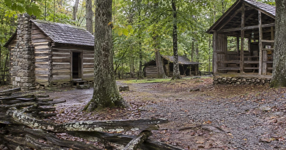 A Gatlinburg Day Built Around Good Stops, Not a Checklist Worthwhile