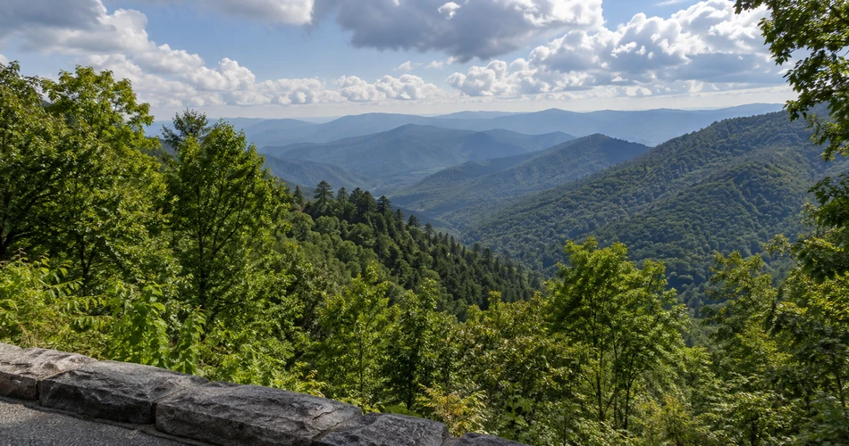 The Places Around Gatlinburg That Are Worth Slowing Down For