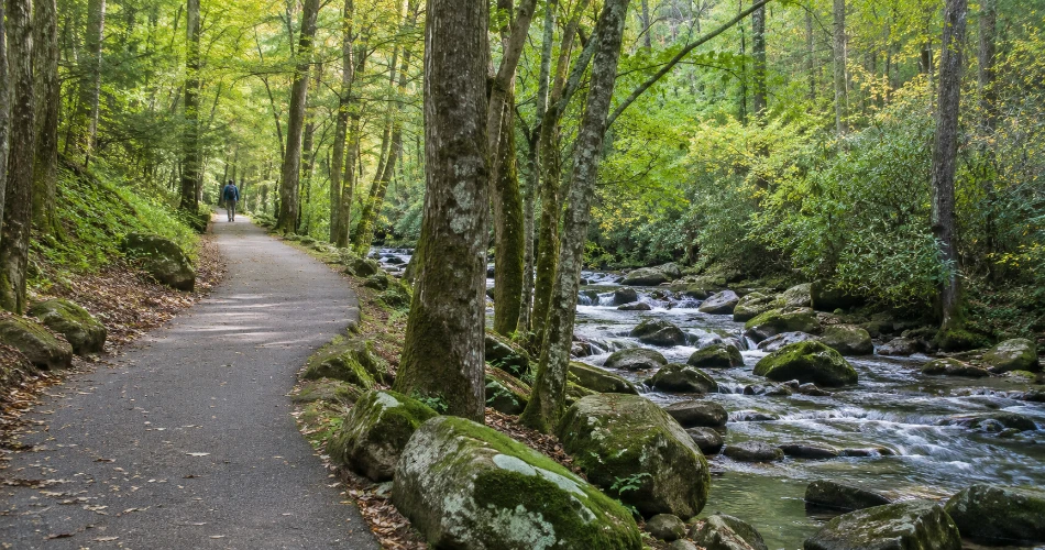 The Mountain Stops Around Gatlinburg That Deserve More Time