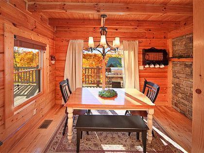 Mountain Laurel Holiday home - image 13
