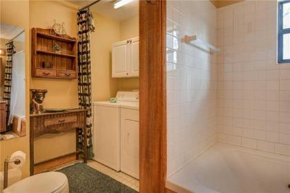Bearway to Heaven 1 Bedroom Sleeps 4 View Pool Table Hot Tub WiFi - image 17