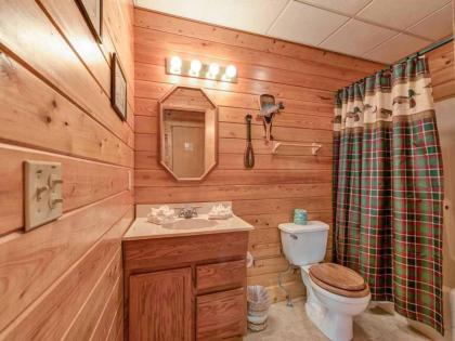 Majestic View 1 Bedroom Sleeps 2 Jetted Tub Mountain View Hot Tub - image 2