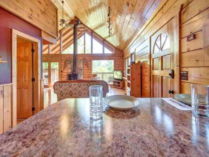 Seneca 1 Bedroom Sleeps 2 Private View Hot Tub Pool Table Grill - image 17