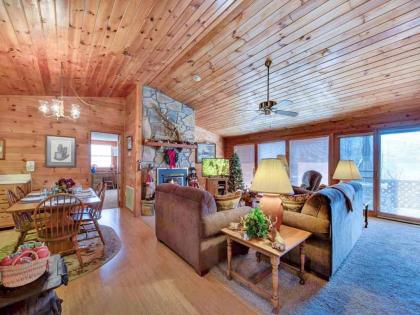 Alpine Windsong 2 Bedrooms Sleeps 6 Gas Fireplace Jetted Tub View - image 18