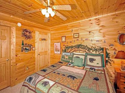 Bear Country Cabin 2 Bedrooms Sleeps 6 Private Foosball Hot Tub - image 13