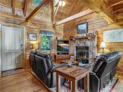 Angels View 3 Bedrooms Sleeps 10 Golfing Walk to Pool Hot Tub - image 11