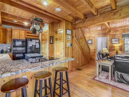 Angels View 3 Bedrooms Sleeps 10 Golfing Walk to Pool Hot Tub - image 14