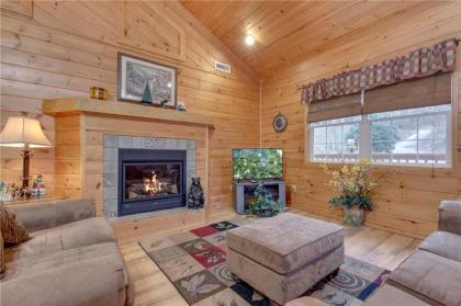 A Garden Blessing 1 Bedroom Hot Tub Fireplace Grill WiFi Sleeps 4 - image 1