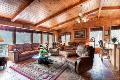 SmokyStays 9 Bedroom Cabin Gatlinburg Tennessee