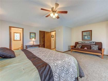 Mountain Splendor 4 Bedrooms Pets Game Room Pool Access Sleeps 12 - image 18