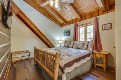 Hand Hewn Hideaway Stunning Gatlinburg Cabin with Hot Tub Table Games and Outdoor Oasis - image 25