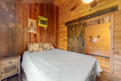Great Smoky Hideout - image 22