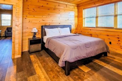 3 Lazy Bears Chalet - image 27