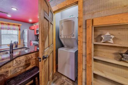Bears Haven chalet - image 26
