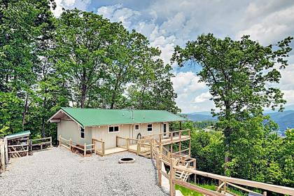 Stone Cabin - image 29
