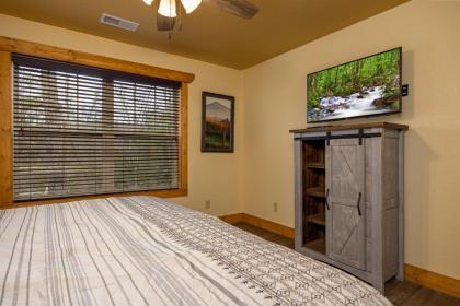 Serenity Peak chalet - image 22