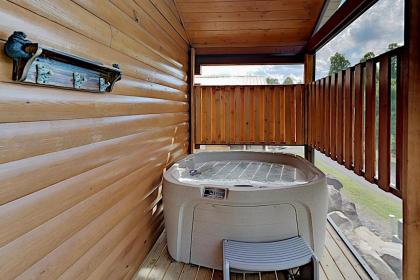 White Oak Resort Southern Comfort - image 19