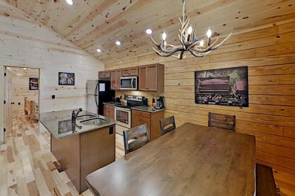 White Oak Resort Southern Comfort - image 7